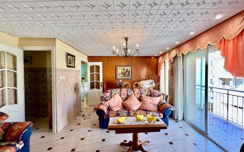 Resale - Apartamento -
Santa Pola - Puerto