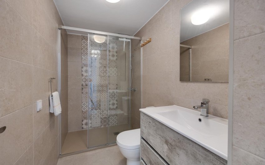 Resale - Apartamento -
Torrevieja - Cabo Cervera