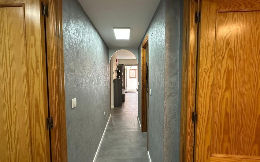 Resale - Apartamento -
Torrevieja - Centro