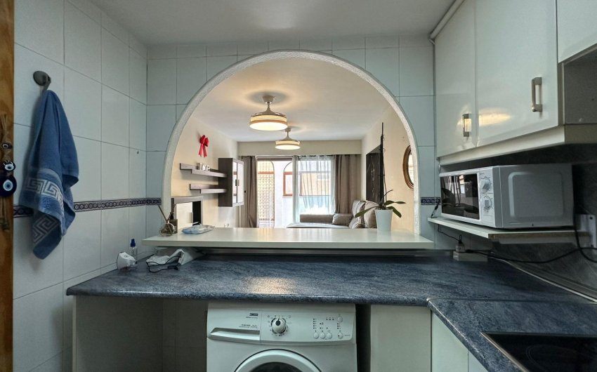 Resale - Apartamento -
Torrevieja - Centro