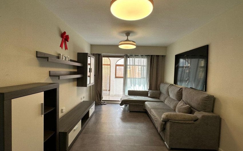 Resale - Apartamento -
Torrevieja - Centro