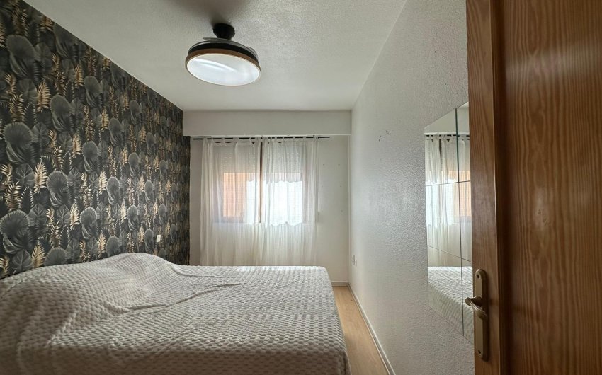 Resale - Apartamento -
Torrevieja - Centro