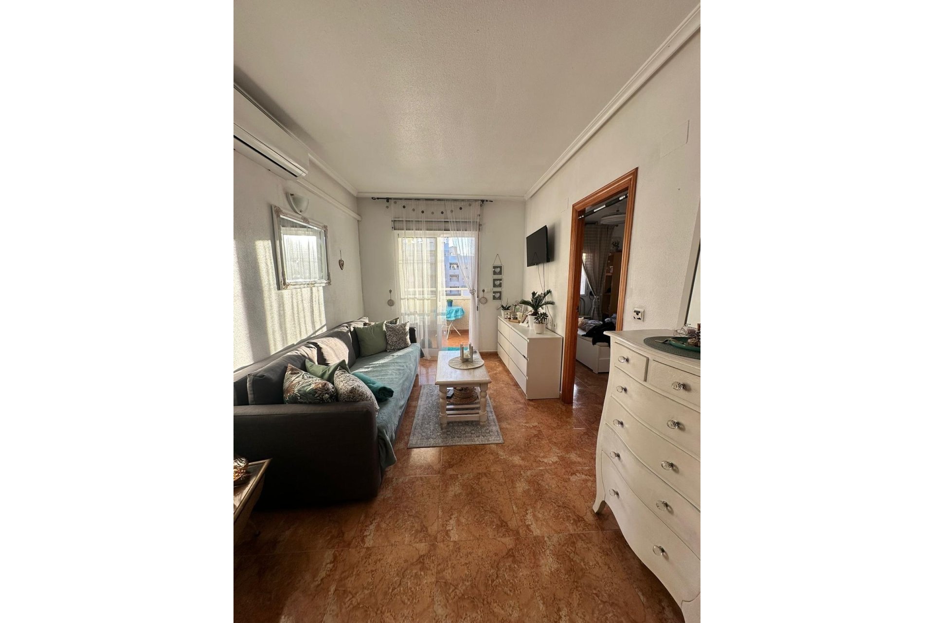 Resale - Apartamento -
Torrevieja - Centro