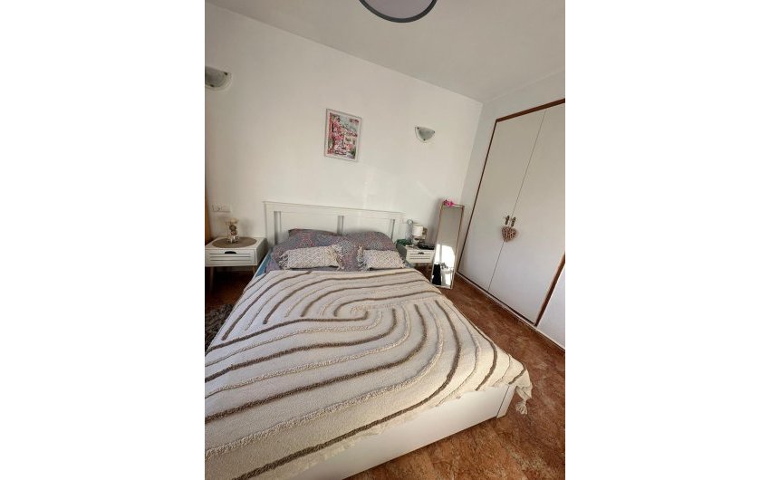 Resale - Apartamento -
Torrevieja - Centro