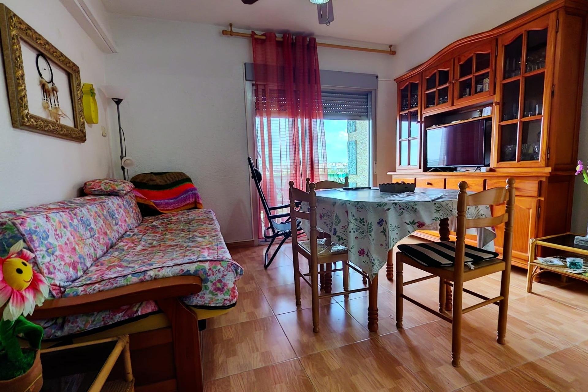 Resale - Apartamento -
Torrevieja - Centro