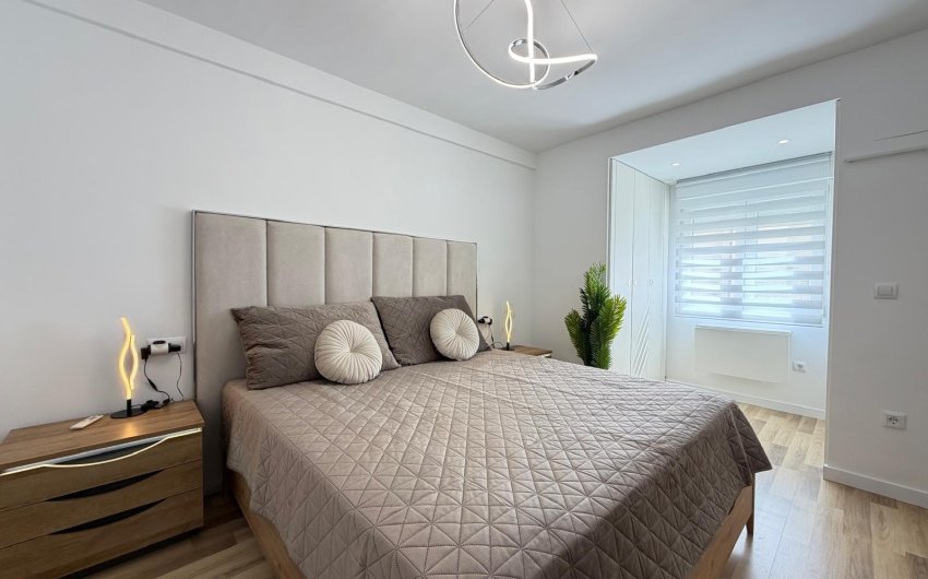 Resale - Apartamento -
Torrevieja - Centro