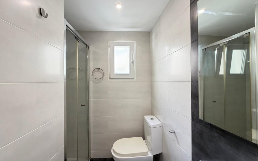 Resale - Apartamento -
Torrevieja - Centro