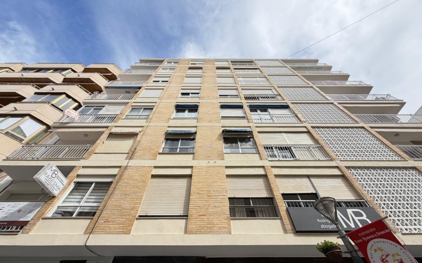 Resale - Apartamento -
Torrevieja - Centro