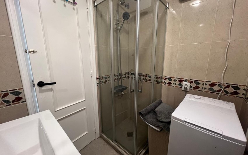 Resale - Apartamento -
Torrevieja - Centro