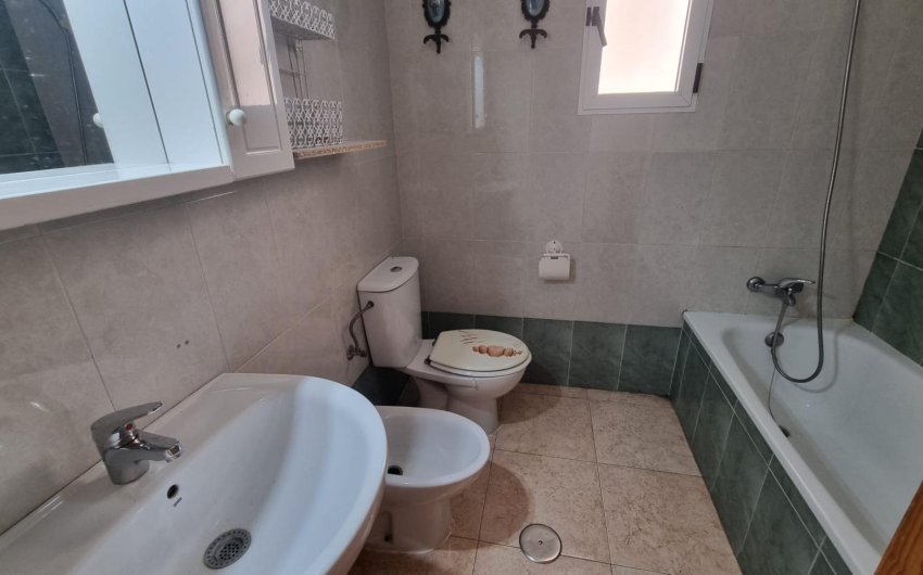 Resale - Apartamento -
Torrevieja - Centro