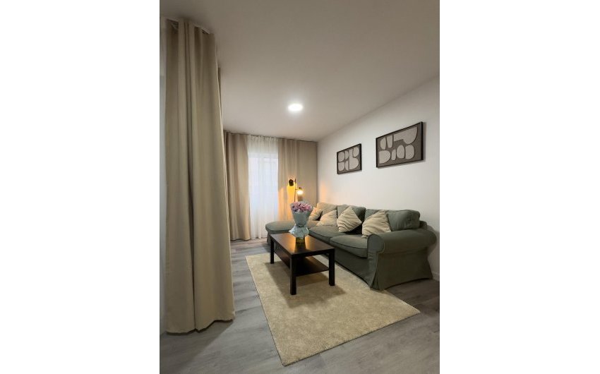 Resale - Apartamento -
Torrevieja - Centro