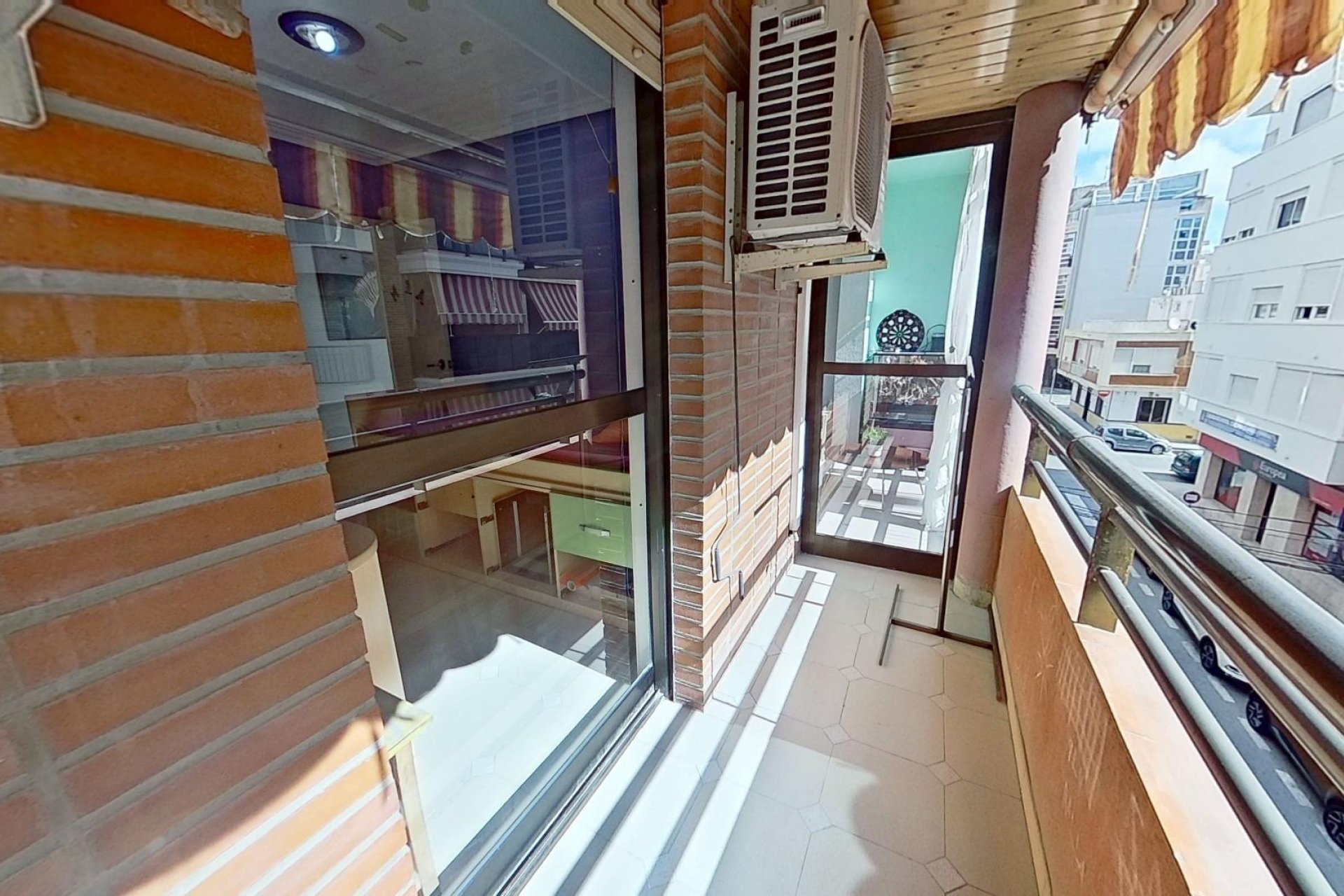 Resale - Apartamento -
Torrevieja - Centro