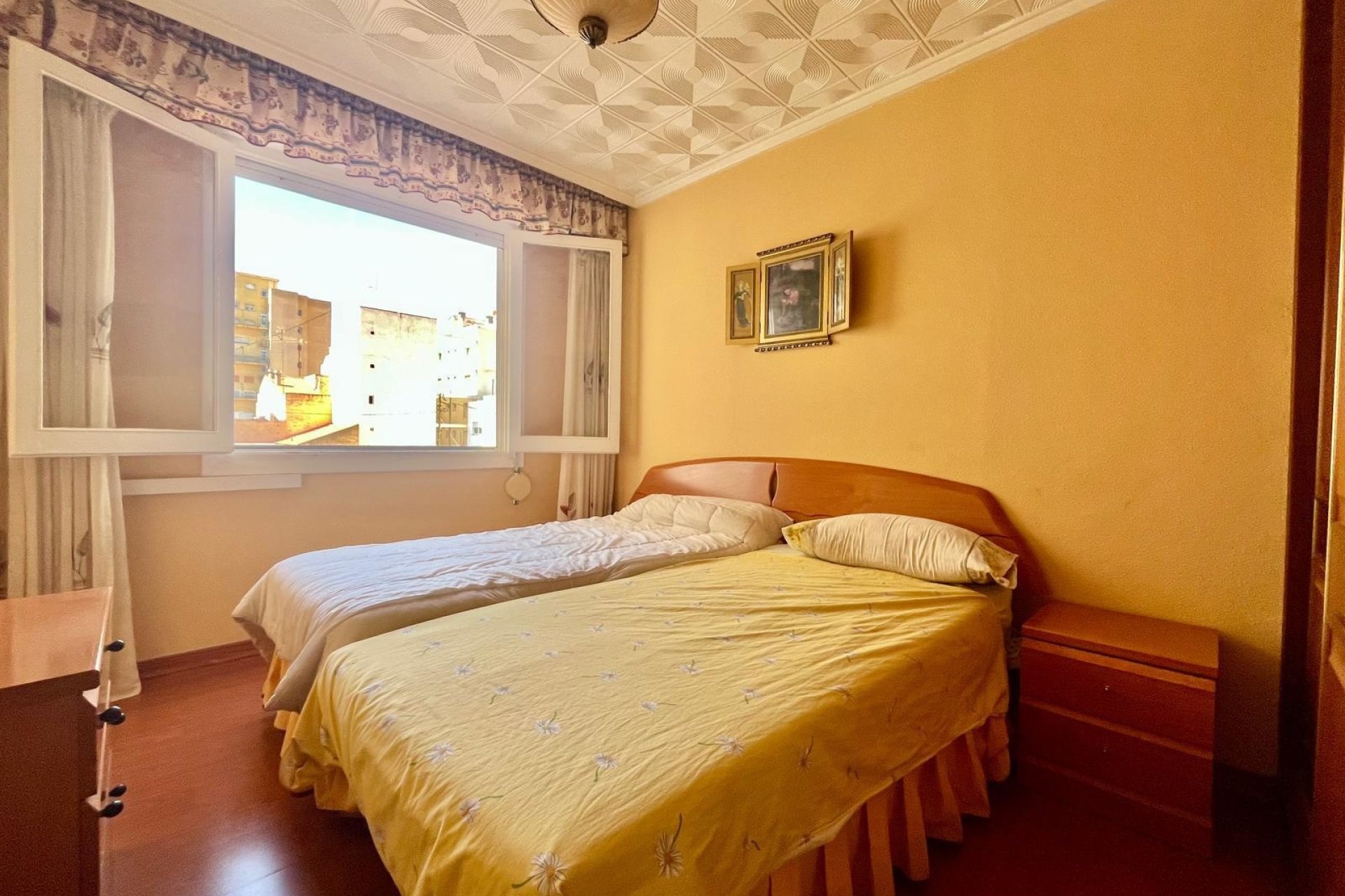 Resale - Apartamento -
Torrevieja - Centro