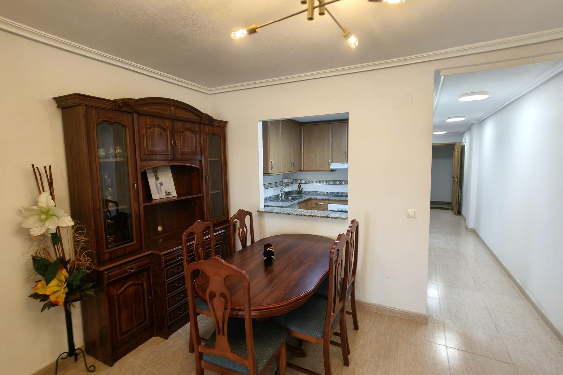 Resale - Apartamento -
Torrevieja - Centro