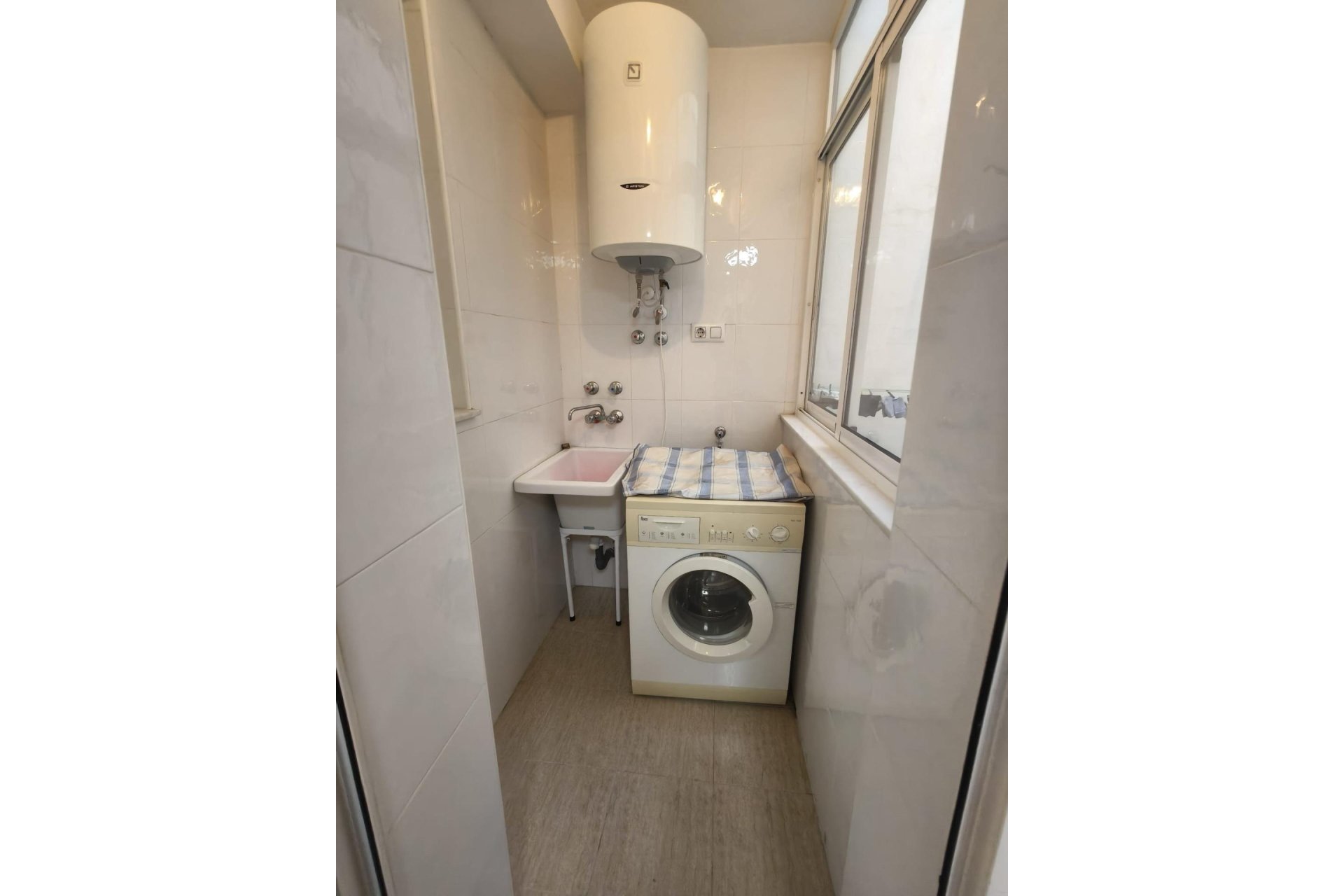 Resale - Apartamento -
Torrevieja - Centro