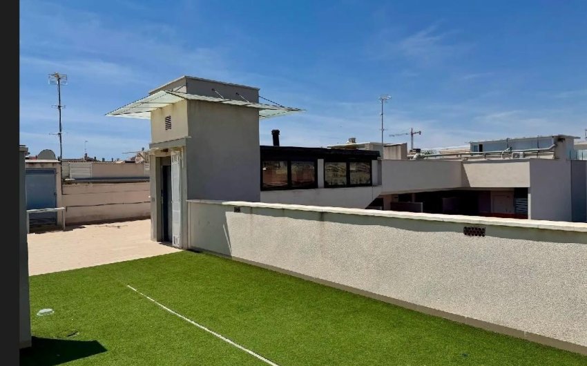 Resale - Apartamento -
Torrevieja - Centro