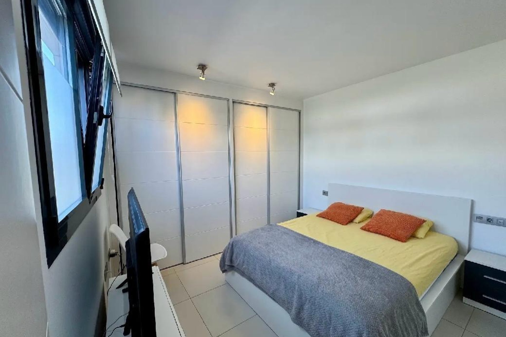 Resale - Apartamento -
Torrevieja - Centro