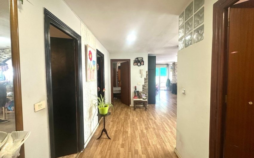 Resale - Apartamento -
Torrevieja - Centro
