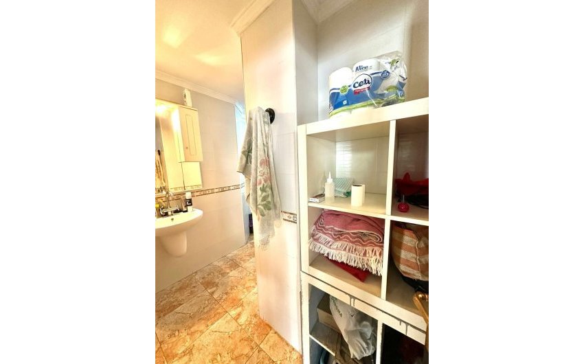 Resale - Apartamento -
Torrevieja - Centro