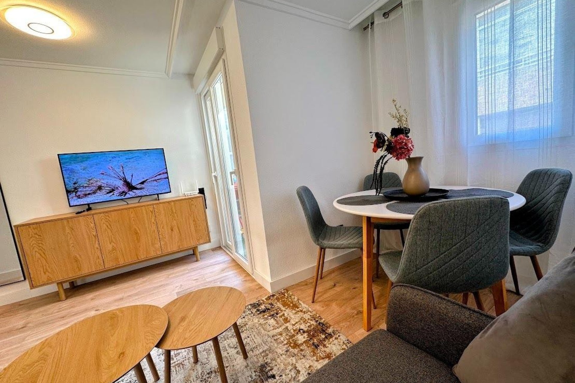 Resale - Apartamento -
Torrevieja - Centro