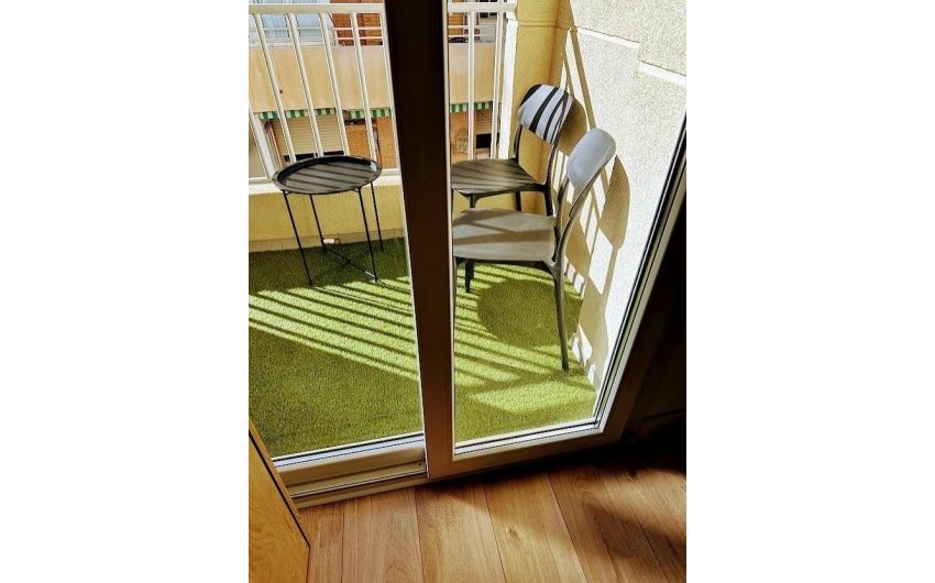 Resale - Apartamento -
Torrevieja - Centro