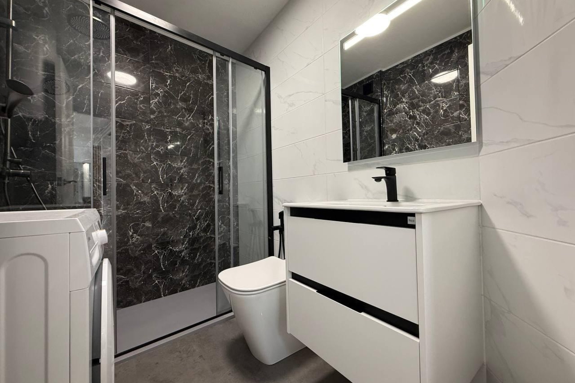 Resale - Apartamento -
Torrevieja - Centro