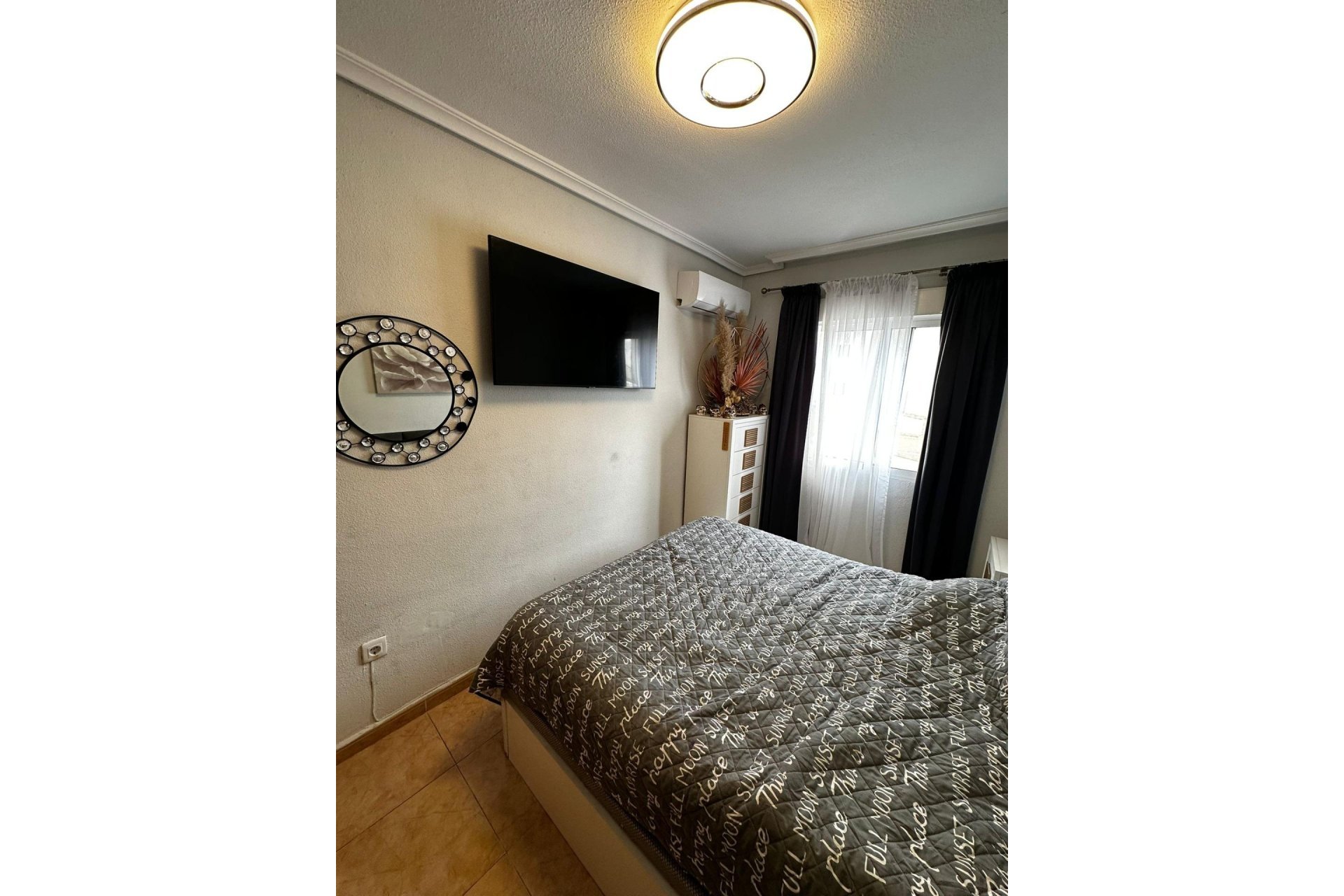 Resale - Apartamento -
Torrevieja - Centro