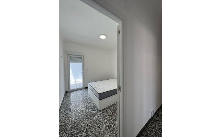 Resale - Apartamento -
Torrevieja - Centro