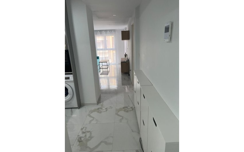 Resale - Apartamento -
Torrevieja - Centro