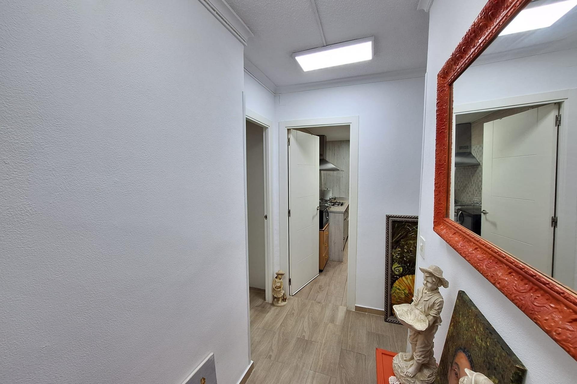 Resale - Apartamento -
Torrevieja - Playa del Cura