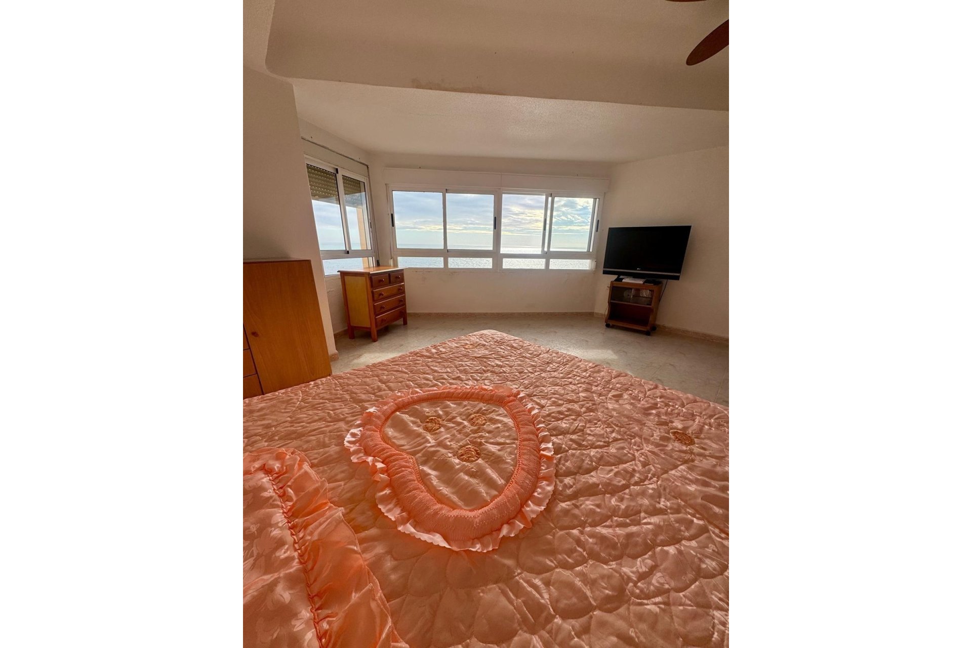 Resale - Apartamento -
Torrevieja - Playa del Cura