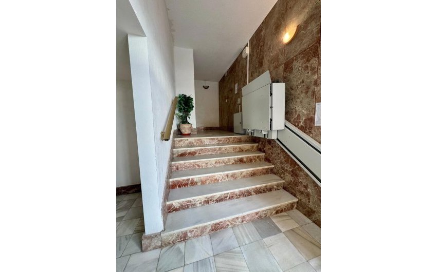 Resale - Apartamento -
Torrevieja - Playa del Cura