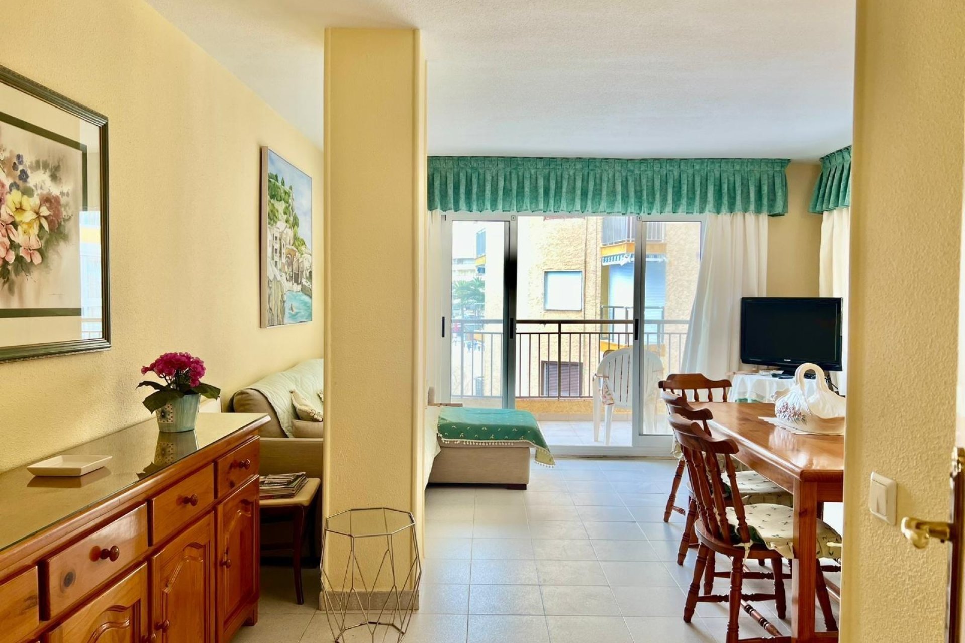 Resale - Apartamento -
Torrevieja - Playa del Cura