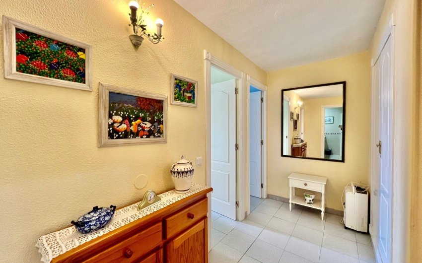 Resale - Apartamento -
Torrevieja - Playa del Cura