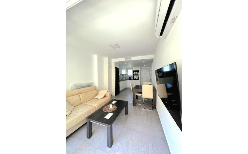 Resale - Apartamento -
Torrevieja - Playa del Cura