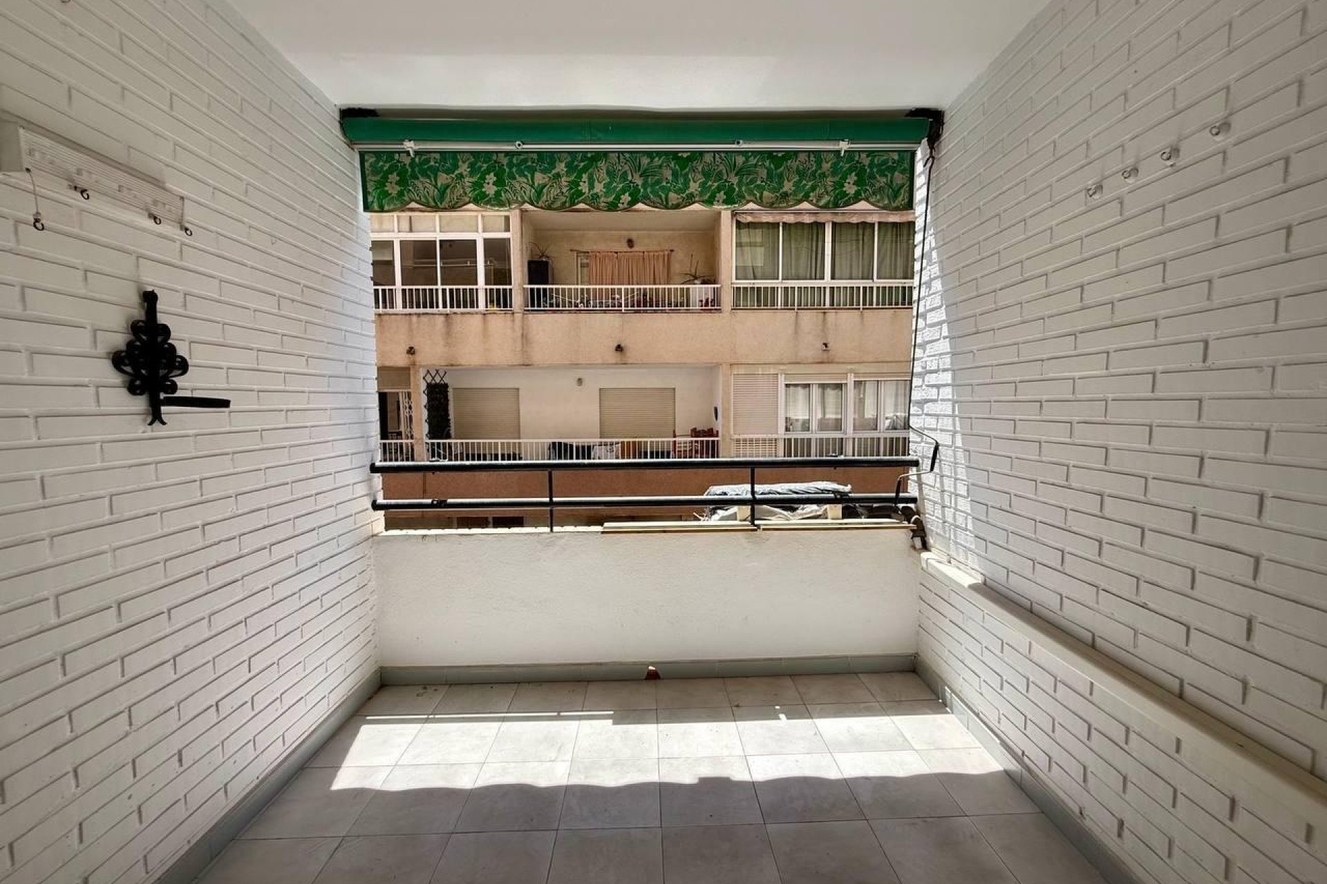 Resale - Apartamento -
Torrevieja - Playa del Cura