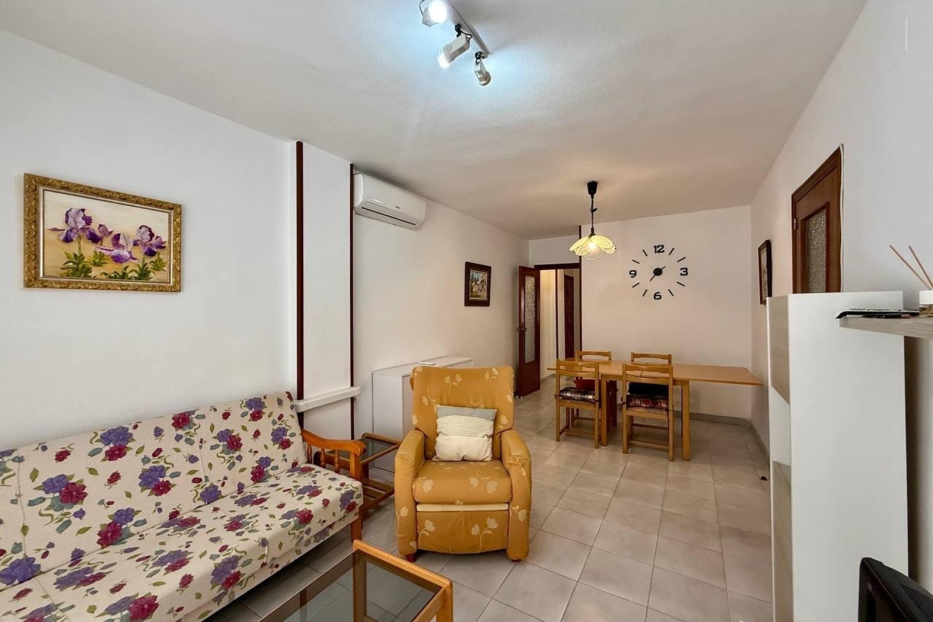 Resale - Apartamento -
Torrevieja - Playa del Cura