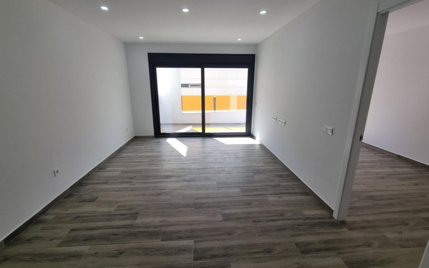 Resale - Apartamento -
Torrevieja - Playa del Cura