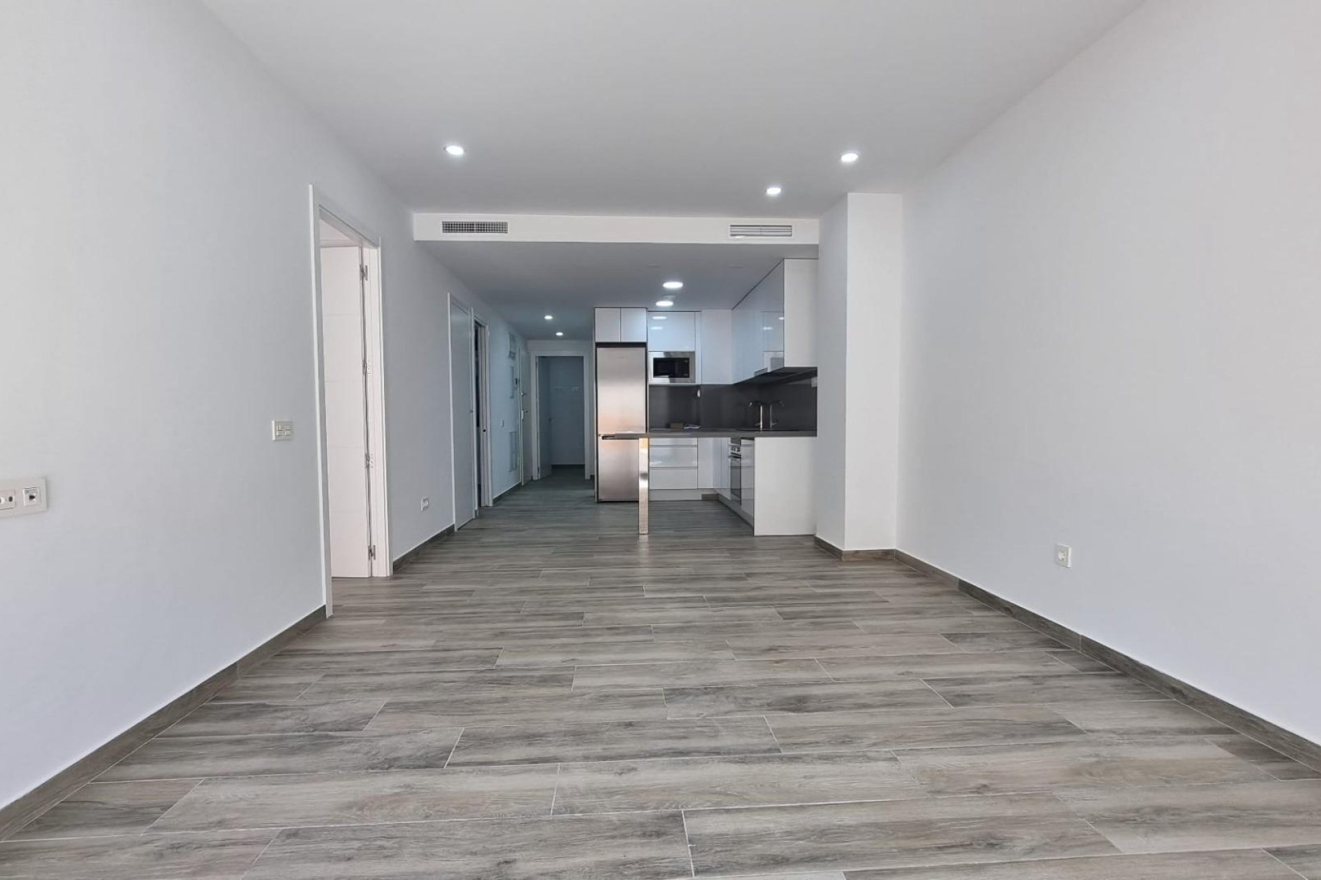 Resale - Apartamento -
Torrevieja - Playa del Cura
