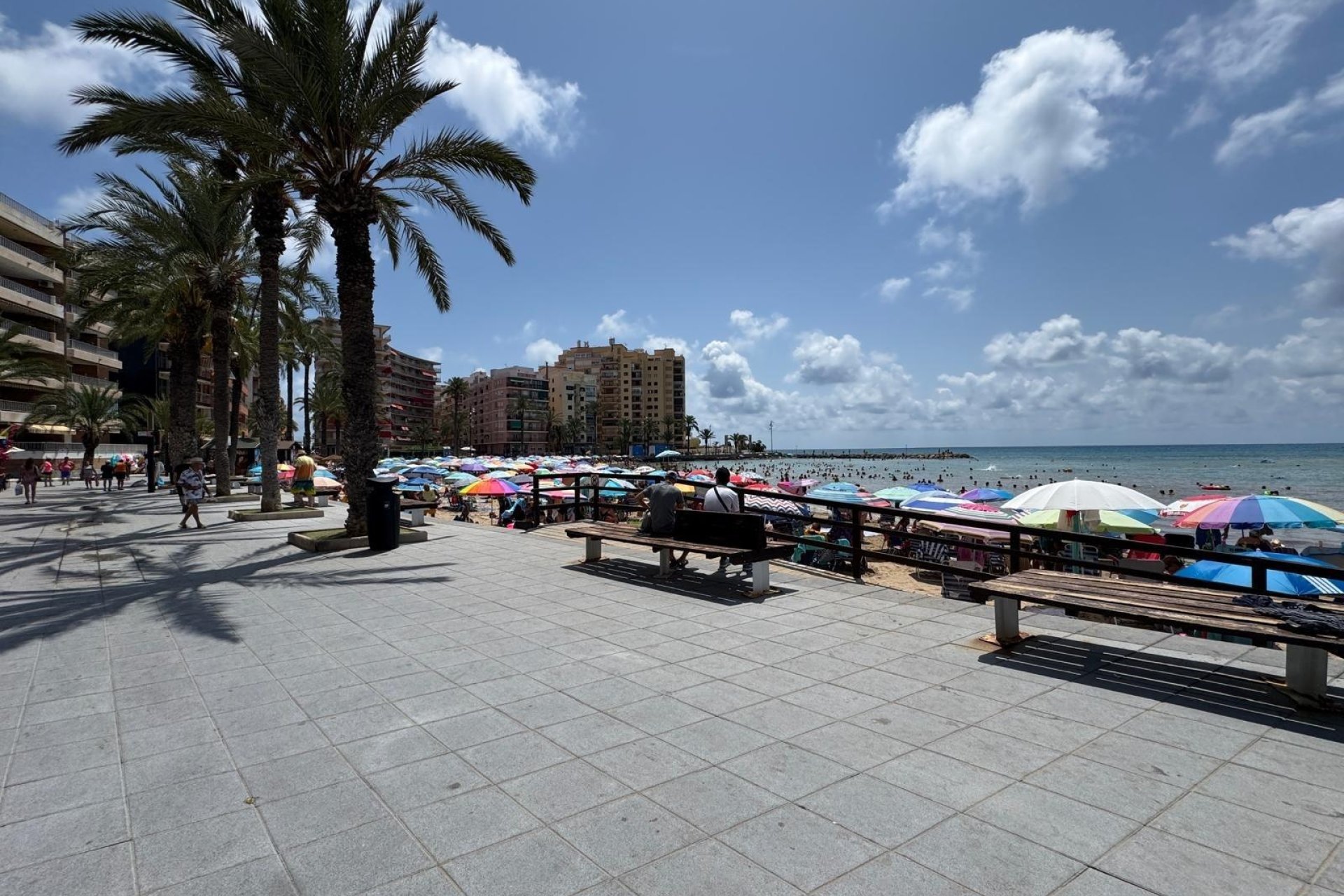 Resale - Apartamento -
Torrevieja - Playa del Cura