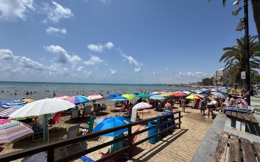 Resale - Apartamento -
Torrevieja - Playa del Cura