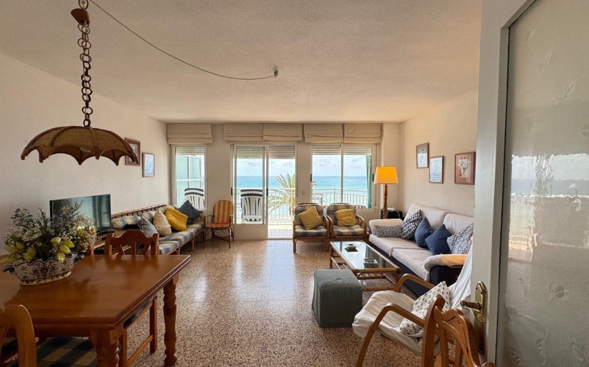 Resale - Apartamento -
Torrevieja - Playa del Cura