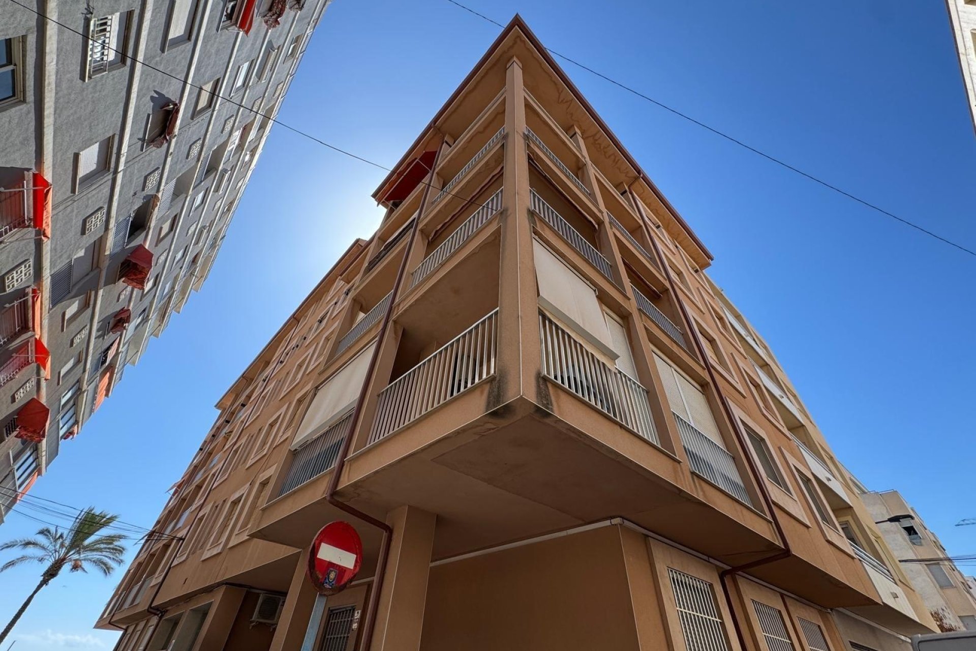 Resale - Apartamento -
Torrevieja - Playa del Cura
