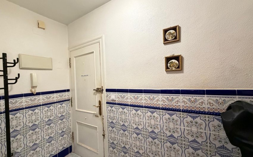 Resale - Apartamento -
Torrevieja - Playa del Cura
