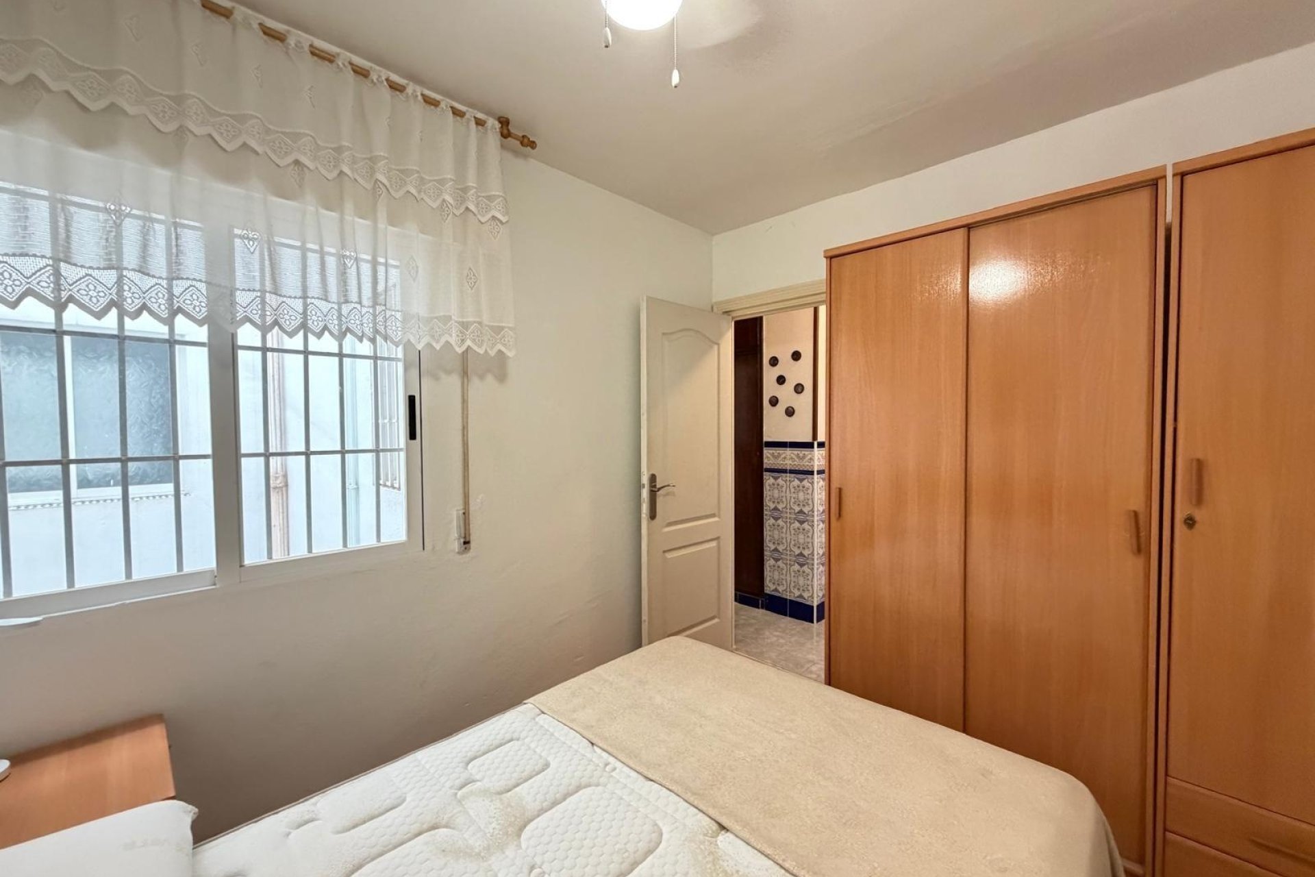 Resale - Apartamento -
Torrevieja - Playa del Cura