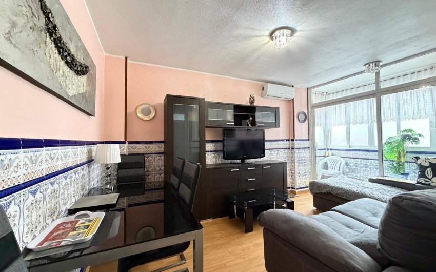 Resale - Apartamento -
Torrevieja - Playa del Cura