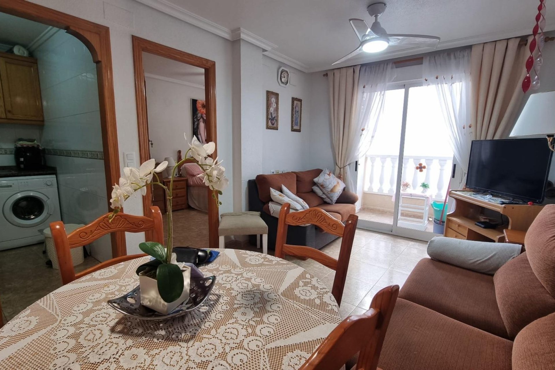 Resale - Apartamento -
Torrevieja - Playa del Cura