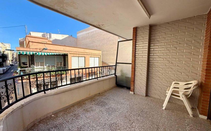 Resale - Apartamento -
Torrevieja - Playa del Cura