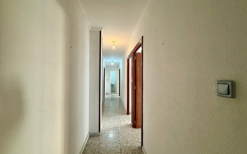 Resale - Apartamento -
Torrevieja - Playa del Cura