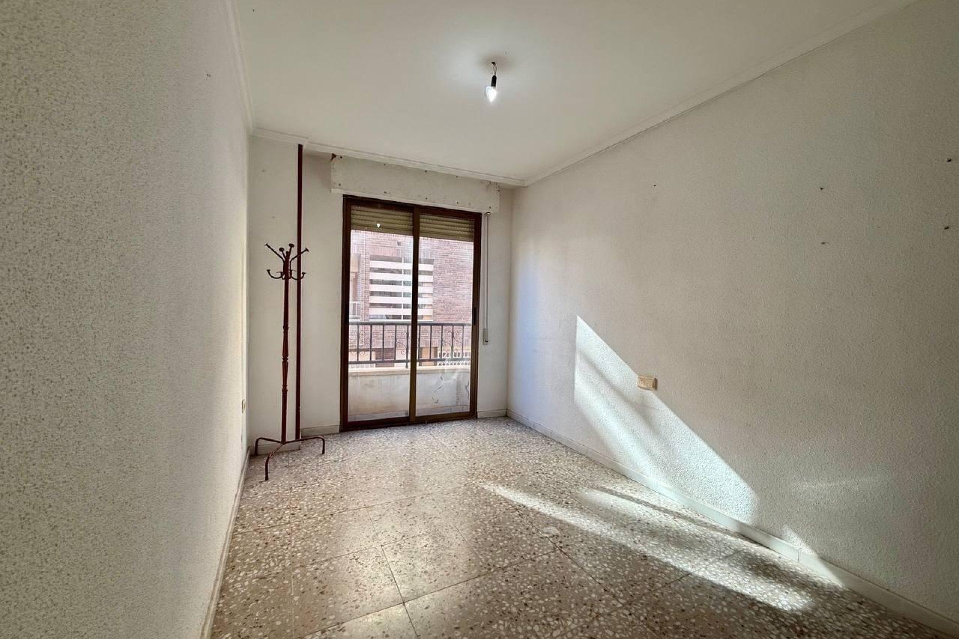 Resale - Apartamento -
Torrevieja - Playa del Cura